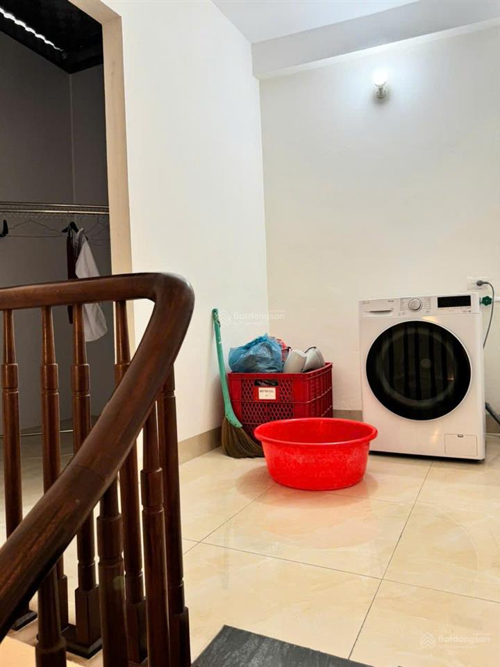 Nhà đẹp quang lãm 33m25t3pn full nội thất  cách đường ô tô chỉ 50m  xách vali về ở ngay
