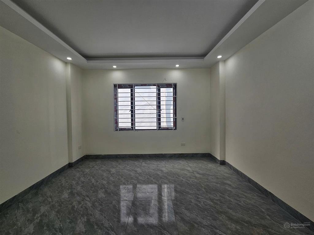 Bán nhà xây mới gần bến xe yên nghĩa 32m2 xây 4 tầng 3 pn cách 10m ra đường ô tô ngõ thông 3.6 tỷ