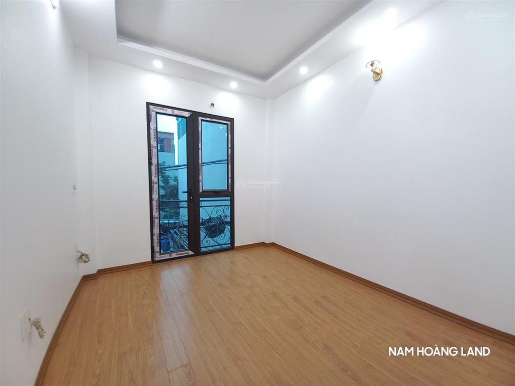 Bán nhà gần bến xe yên nghĩa, hà đông, lô góc 2 mặt thoáng 40m24t3pn xây độc lập, giá 4.75 tỷ