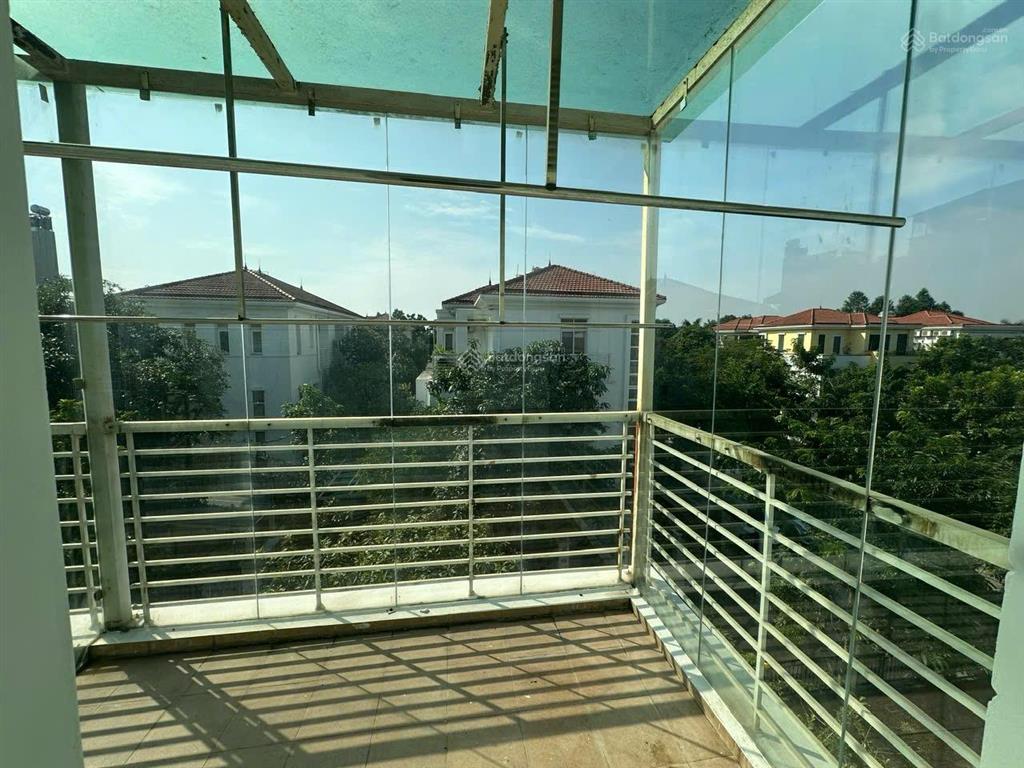 Cho thuê biệt thự splendora, 3 tầng 210m2