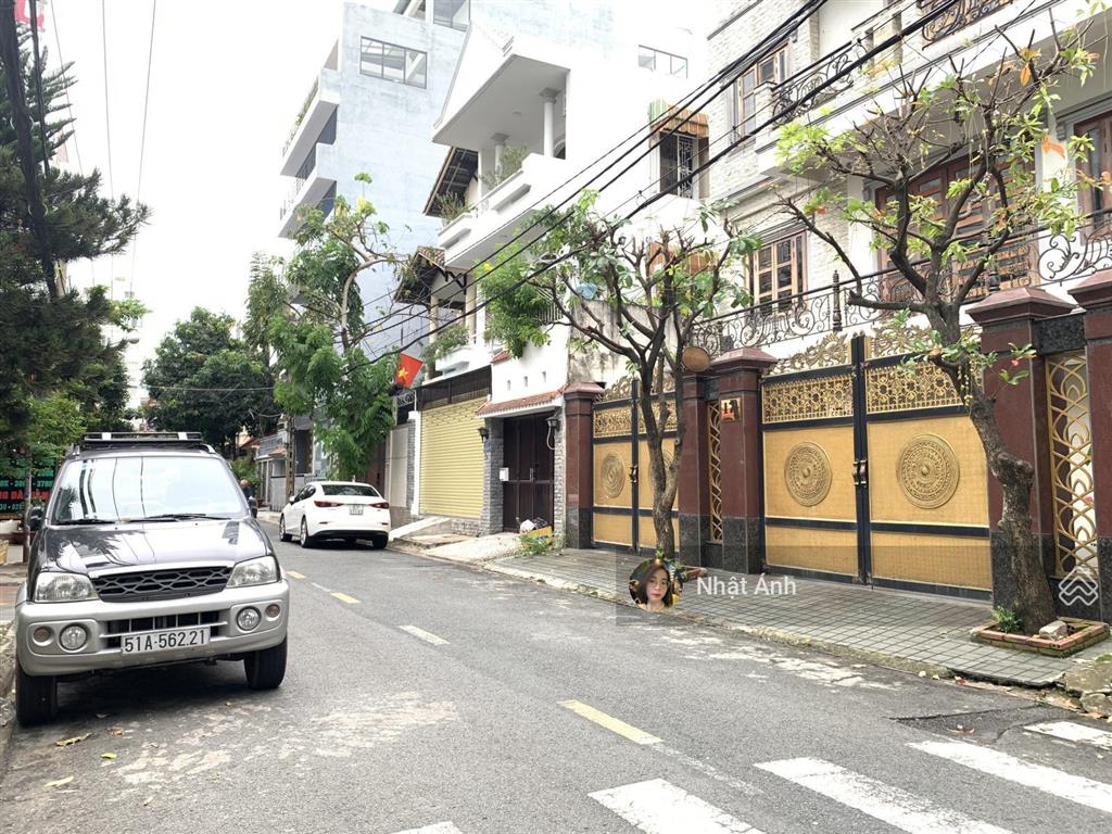 Bán nhà mặt tiền nguyễn bá tuyển gần ngay hoàng hoa thám, khu k300  4.3mx30m  giá 22,9 tỷ