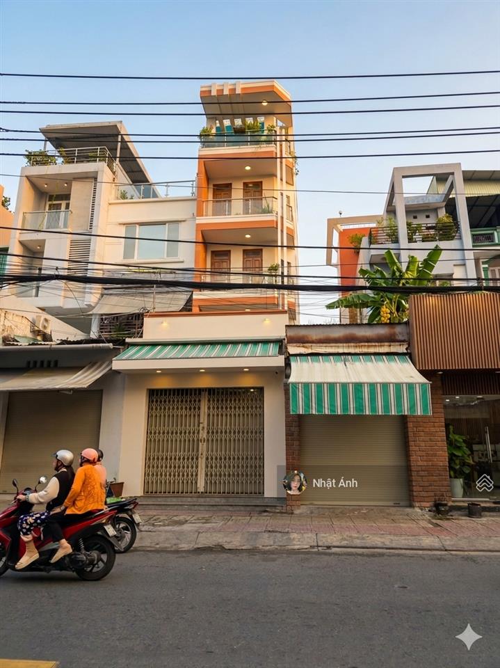 Bán mặt tiền âu cơ  phường tân bình  4,3mx18m  nhà đúc 5 tầng  giá 13,7 tỷ có tl