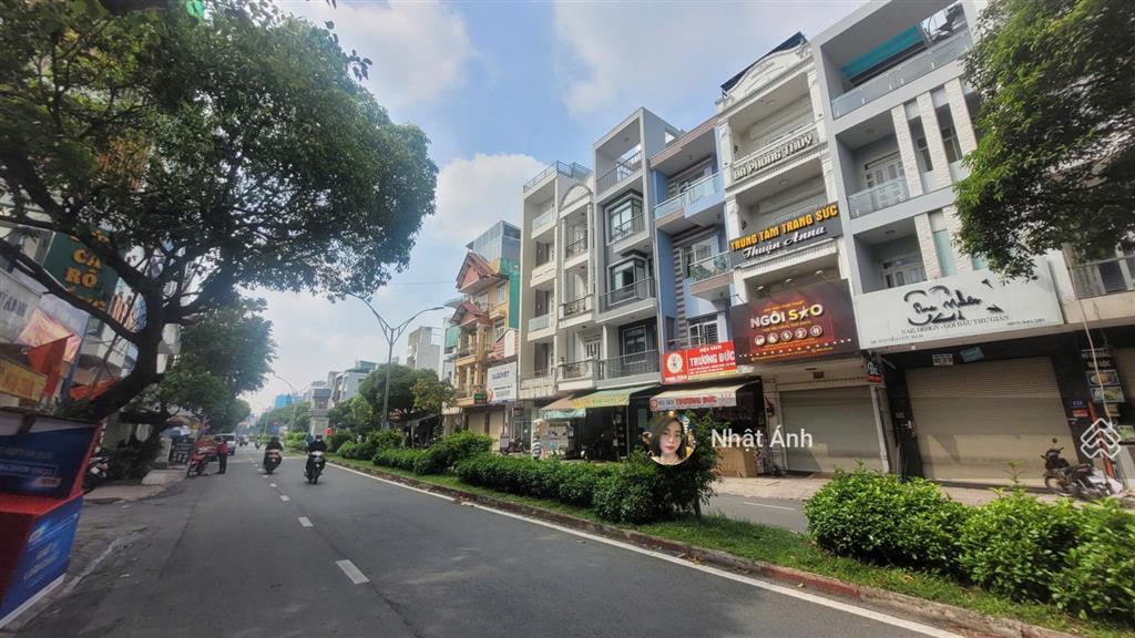 Bán nhà hẻm 8m đường nguyễn cửu đàm ngay tân sơn nhì  8,5mx16m  4 tầng giá 16,5 tỷ