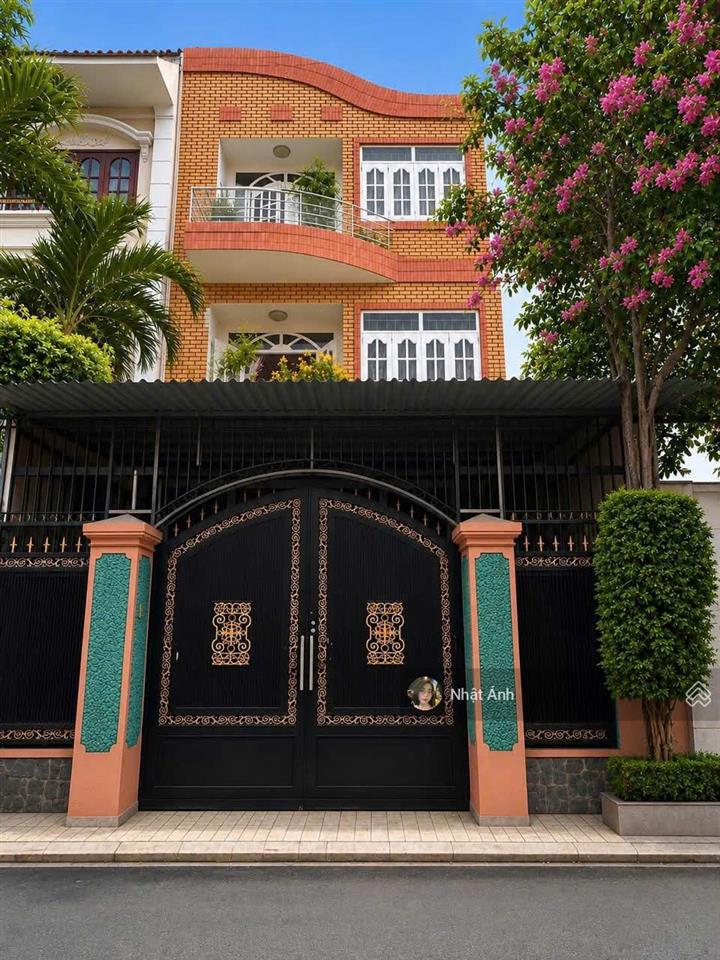 Bán mặt tiền đường bàu cát 2  p2  tân bình  6x23m  nhà 4 tầng giá chỉ 19,9 tỷ có tl