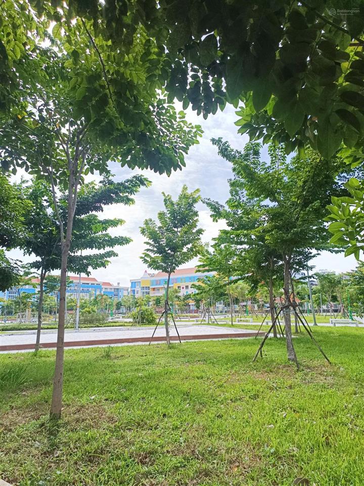 Bán mt đường hà thị đát, p. tân sơn nhì  542m2, ngang 15.2m x 30m, nở hậu l20m. giá 52 tỷ tl