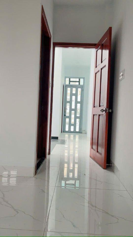 Bán Nhà 3 Tầng KDC Hoàng Hoa Long Hậu Giá 3.85 tỷ