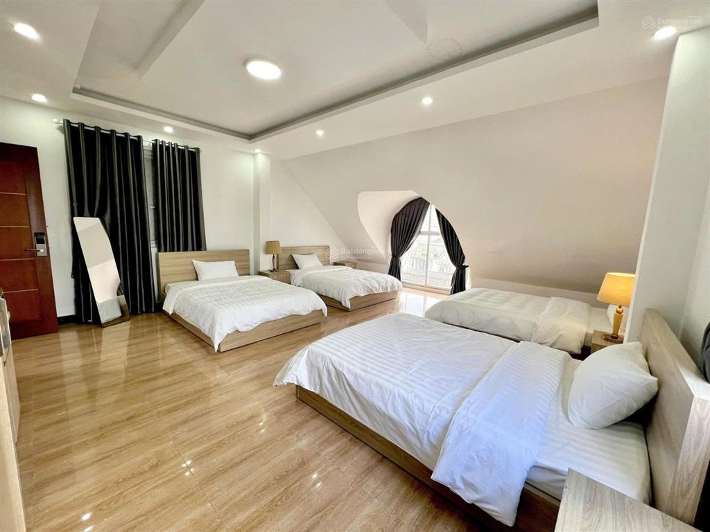 Bán khách sạn 16 phòng đang kinh doanh tại phường 4, đà lạt