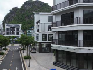 Em trang về 1 căn amatina cát bà 4 tầng 160m2 chỉ 10 tỷ, ace quan tâm vui lòng  em trang