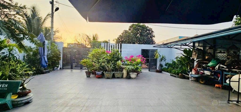 Đất rộng 351m biệt thự vườn chỉ 8,99 tỷ, ở sướng như resort hiếm có khó tìm