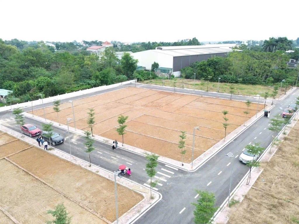Siêu phẩm phú cát cách khu công nghệ cao 1 và 2 chỉ 5 phút di chuyển  vị trí kim cương.