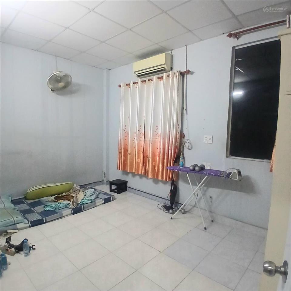 Bán nhà 2 tầng kdc nam hùng vương  ngang 5m  căn góc 3 mặt tiền  giá 6.6 tỷ.  diện tích 68m2