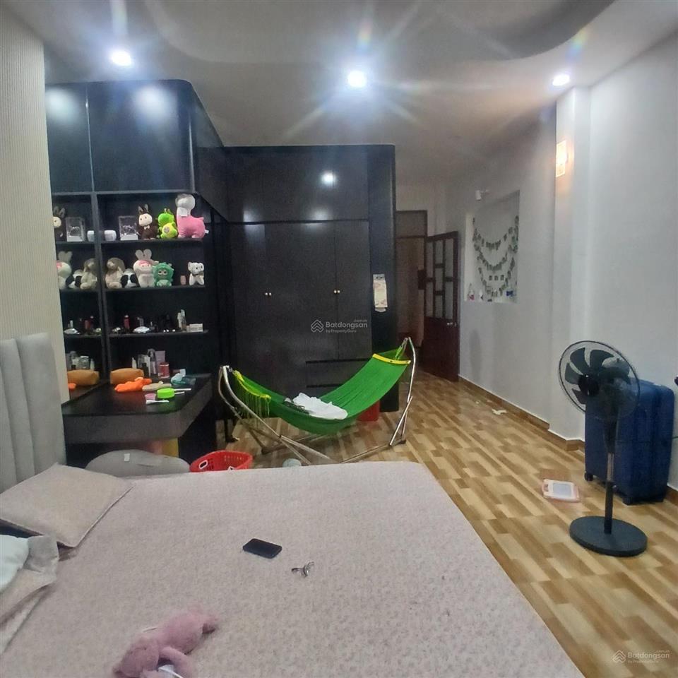 Nhà 4 tầng mới, ôtô tới nhà, trục đường chính, từ đường số 1 kdc nam hùng vương, 72m2, 3 phòng ngủ