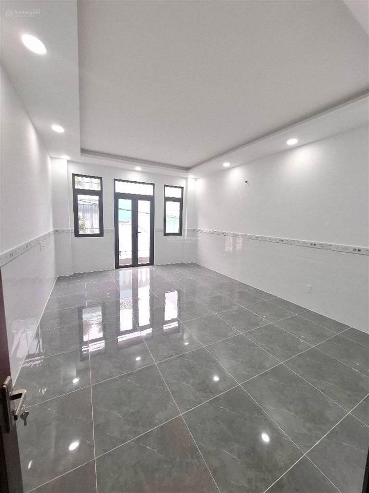 Nhà đẹp 4 tầng nguyễn quý yêm  an lạc  bình tân  đường 8m xe hơi  64m2, 5 phòng ngủ