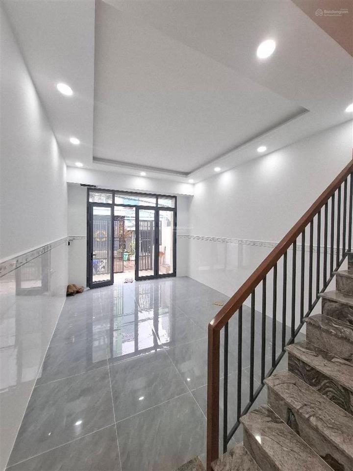 Nhà đẹp 4 tầng nguyễn quý yêm  an lạc  bình tân  đường 8m xe hơi  64m2, 5 phòng ngủ