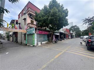 Vị trí đẹp sát phố cực hiếm giá tốt giang biênviệt hưng
ngõ ô tô tránh sát phố phạm khắc quảng