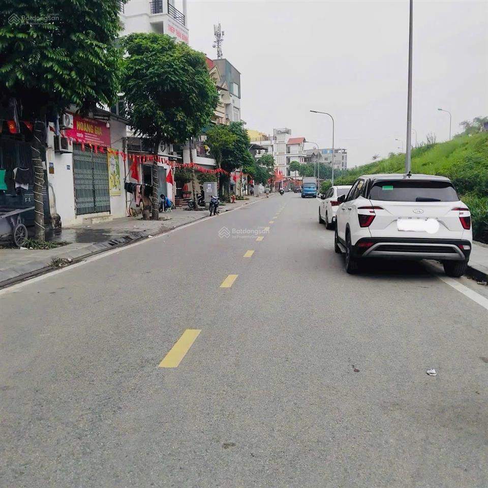 Hoa hậu 65m2. chủ cần thanh khoản gấp mảnh đất đẹp tại giang biên  việt hưng. đất kinh doanh đỉnh.