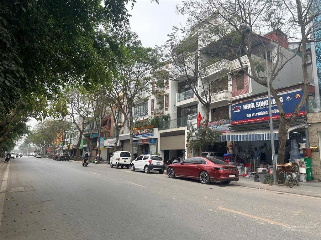 Hàng vip  vị trí cực đẹp nhà 4,5 tầng mặt phố  việt hưng  long biên  hà nội
diện t 96m2, mt 6m