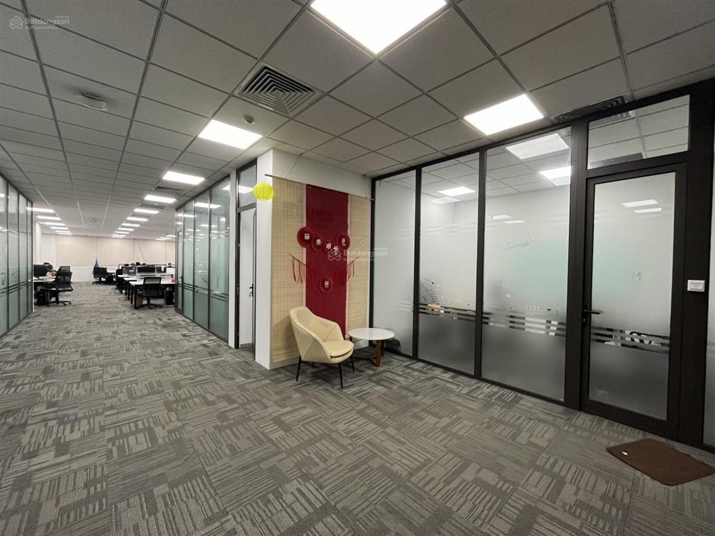 Cho thuê văn phòng phố kim mã, phường ba đình, hà nội view đẹp giá cực tốt