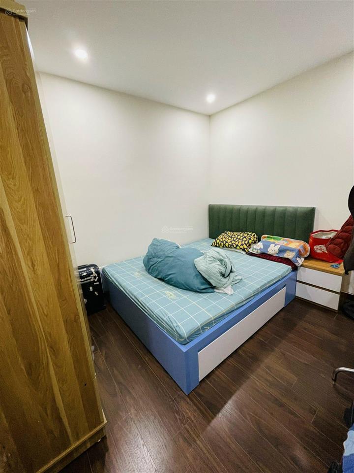 Chính chủ bán căn a06 3n, 2vs full nội thất. xem nhà lúc nào cũng được. gía 7 tỷ .  0986 749 ***