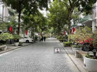 Bán bt sân vườn, imperia gadren nguyễn huy tưởng, hn , 170m2, 5tầng, ở ngay đón tết, 6xtỷ.