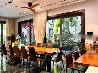 Bán villa sân vườn, the manor central park, nguyễn xiển, hn, 180m2 4tầng, full nội thất ở ngay 6xtỷ