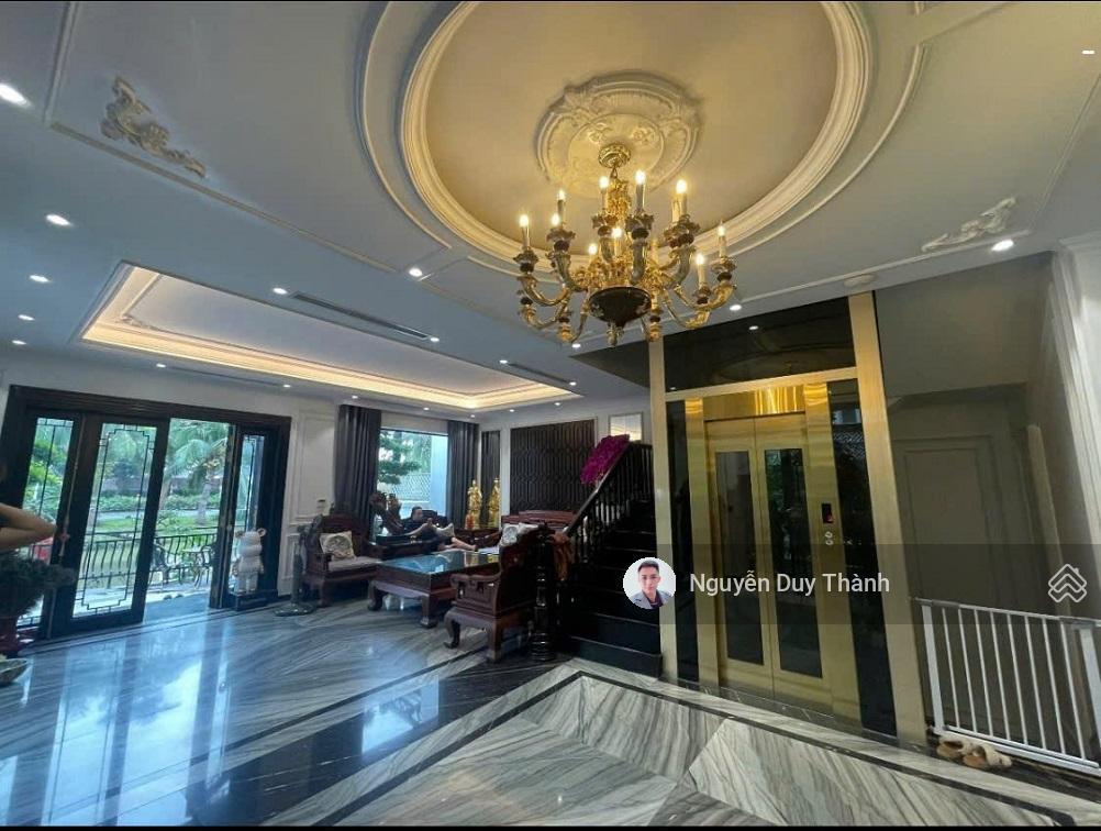 Bán bt hoa sữa, vinhome rivrside 220m2 5tầng, mt19m, lô góc view sông 3 mặt thoáng, full nội thất