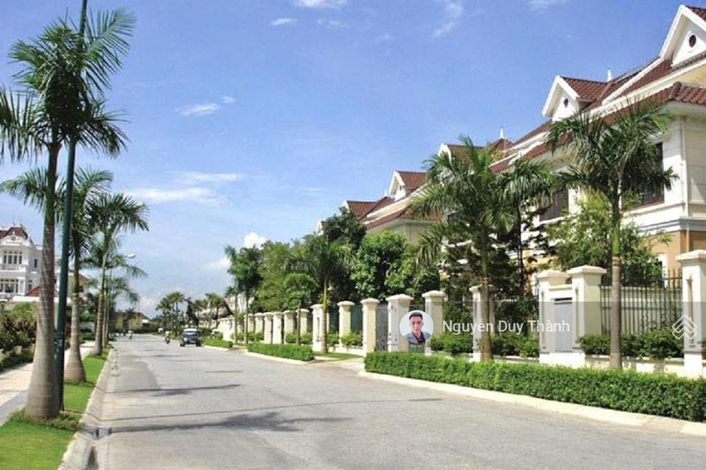 Bán biệt thự ciputra tây hồ, khu g lô góc sân vườn, 320m2, 3tầng, mt 36m, 135tỷ chủ bán kín giá tốt