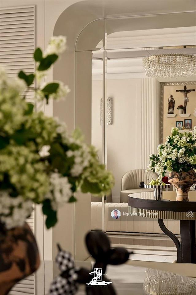 Bán bt the zei, mỹ đình, sân vườn, lô góc, 4 thoáng, 280m2,5tầng, mt 15m,giá tốt 99 tỷ ctl, hàng f0