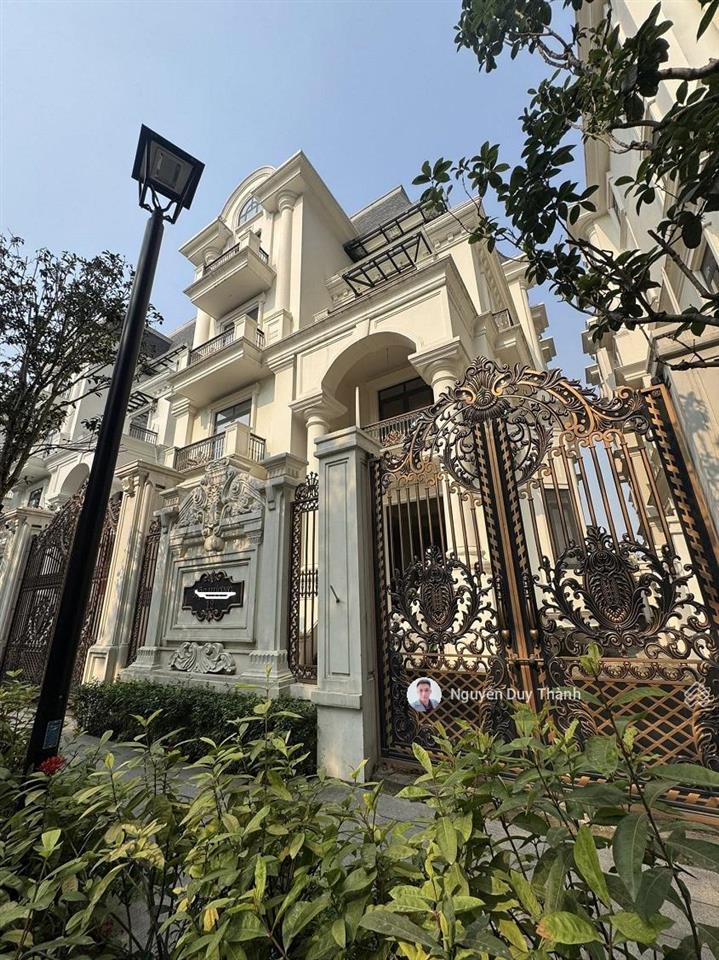 Bán bt the zei, mỹ đình, sân vườn, lô góc, 4 thoáng, 280m2,5tầng, mt 15m,giá tốt 99 tỷ ctl, hàng f0