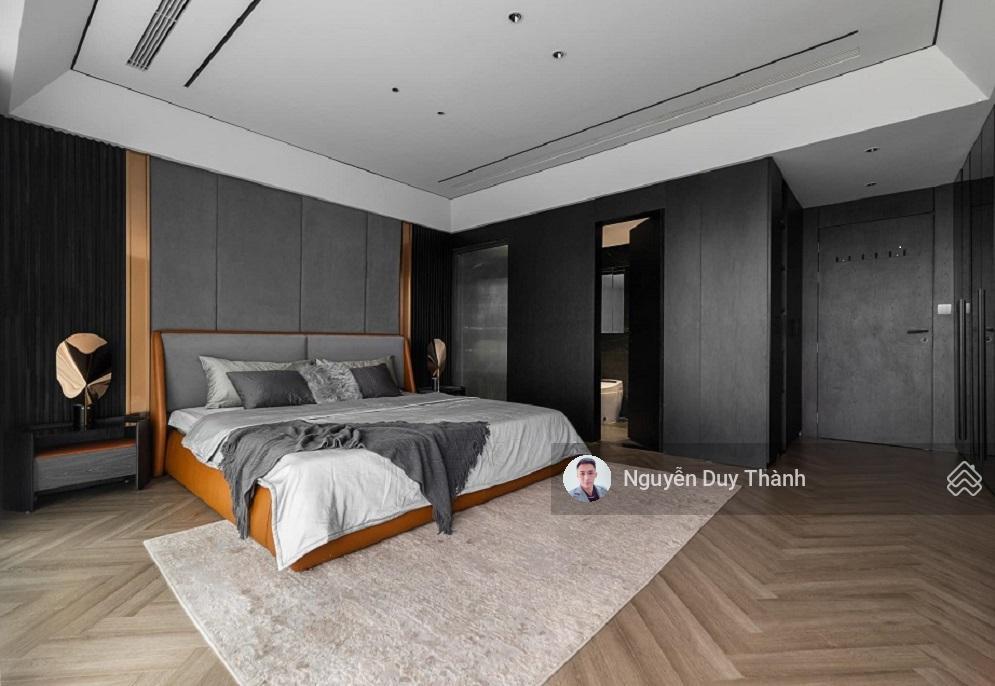 Bán bt kđt tp giao lưu, lô góc, sân vườn, 245m2, 4t, mt 16m, full nội thất, 86tỷ. giá tốt 2 thoáng