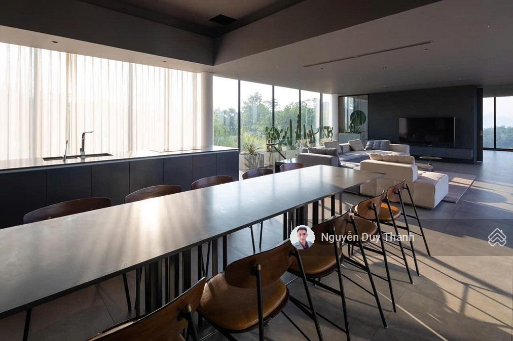 Bán biệt thự đồi view biển, s hill villa bán đảo tuần châu, 500m2, 3tầng, 58tr/m2, 250tr/tháng.