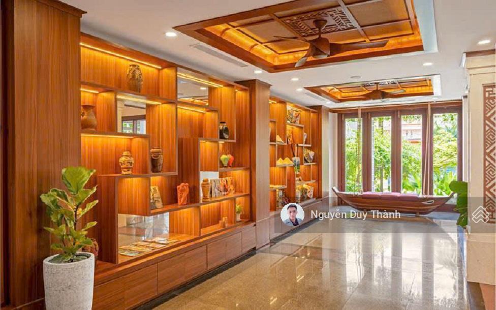 Bán & chuyển nhượng khách sạn 4 sao cửa đại, hội an đông, đà nẵng, 3300m2, 6tầng, mt31.5m, 155tr/m2