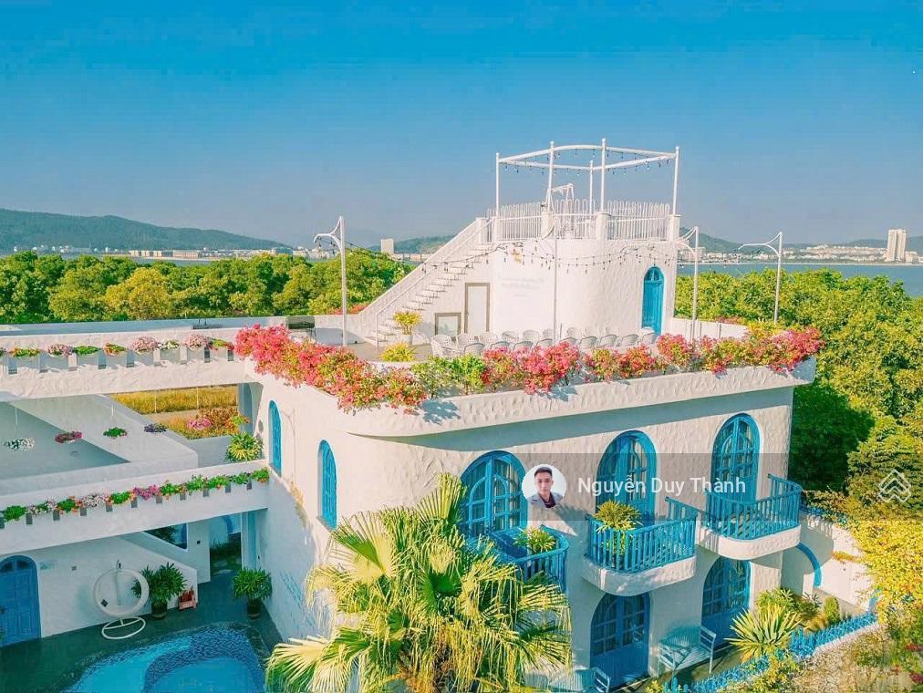 Bán bt santorini villa  khu bt số 1 tuần châu, hạ long, qn, 525m2, 3t, view toàn vịnh, 42.85tr/m2