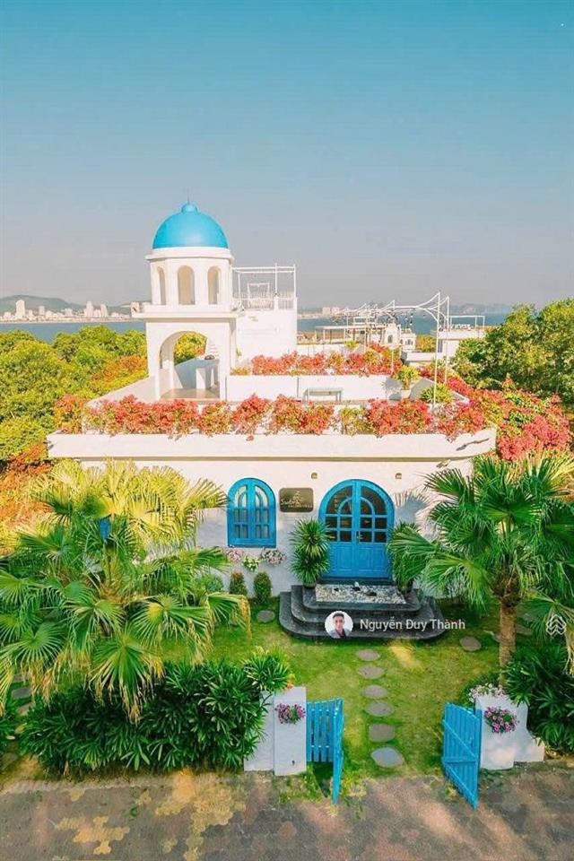 Bán bt santorini villa  khu bt số 1 tuần châu, hạ long, qn, 525m2, 3t, view toàn vịnh, 42.85tr/m2