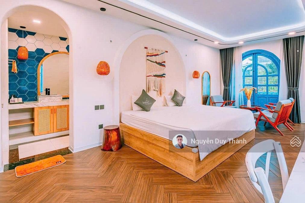 Bán bt santorini villa  khu bt số 1 tuần châu, hạ long, qn, 525m2, 3t, view toàn vịnh, 42.85tr/m2