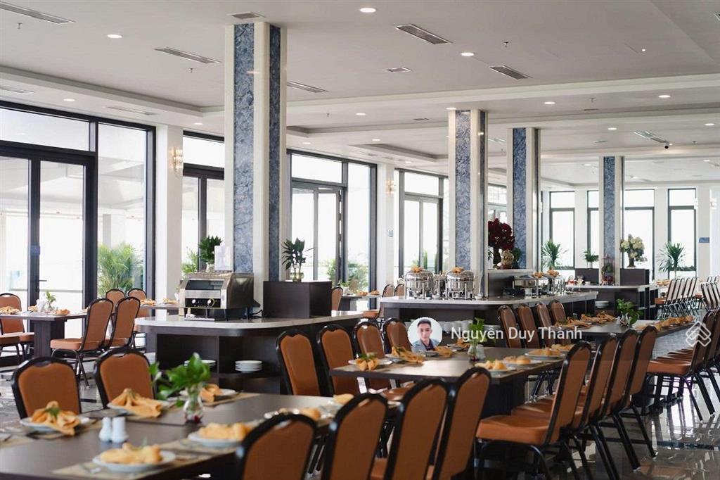 Bán khách sạn 4* phố kỳ quan, bãi cháy, hạ long, qn, 1000m2, 8tầng, mt26m dòng tiền 30 tỷ/năm 399tỷ