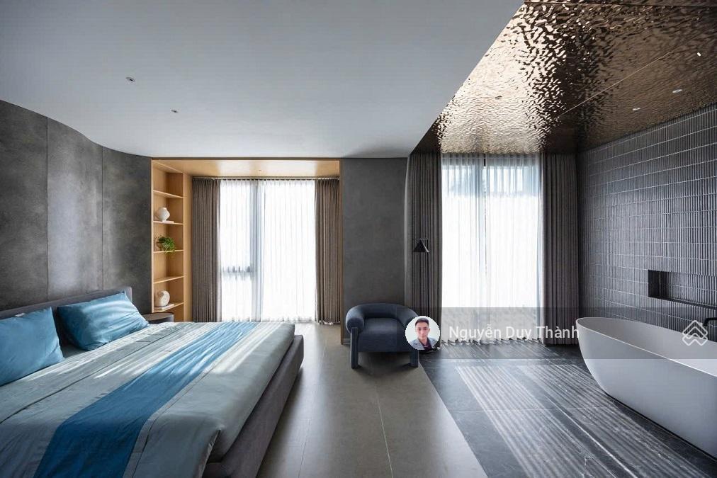 Bán bt hi sea grand bay villas hạ long, 175m2, 3,5 tầng, mt20m, lô góc, dòng tiền 300tr/tháng.