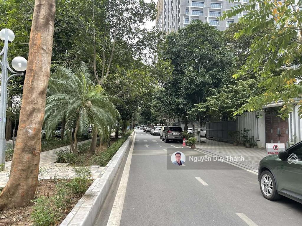 Bán đất vàng vườn đào, tây hồ, 285m2, mt 13m, view khuôn viên, đường đôi, oto tránh, 485tr/m2