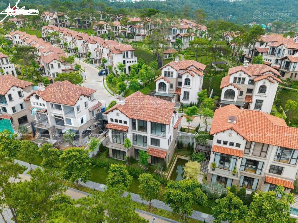 Chuyển nhượng biệt thự sân vườn, thanh xuân valley, 185m2, 3.5 tầng, 13.5 tỷ, giá tốt thị trường