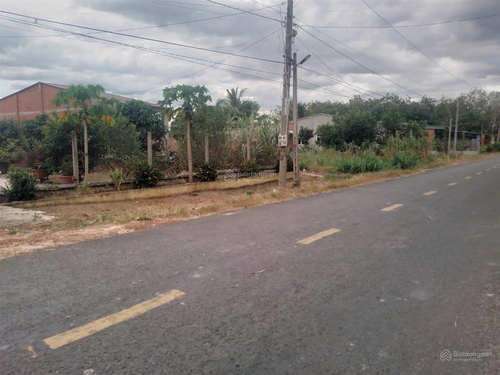 Bán đất có xưởng & đất vườn rộng hơn 4.500m2 tại tân châu, tây ninh