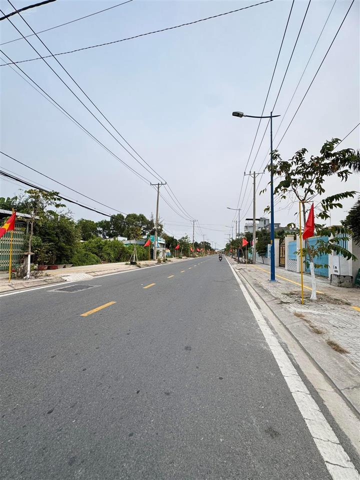 Bán đất kdc giồng ao, thị trấn cần thạnh, 210m2 sổ hồng sẵn giá cạnh tranh khu vực