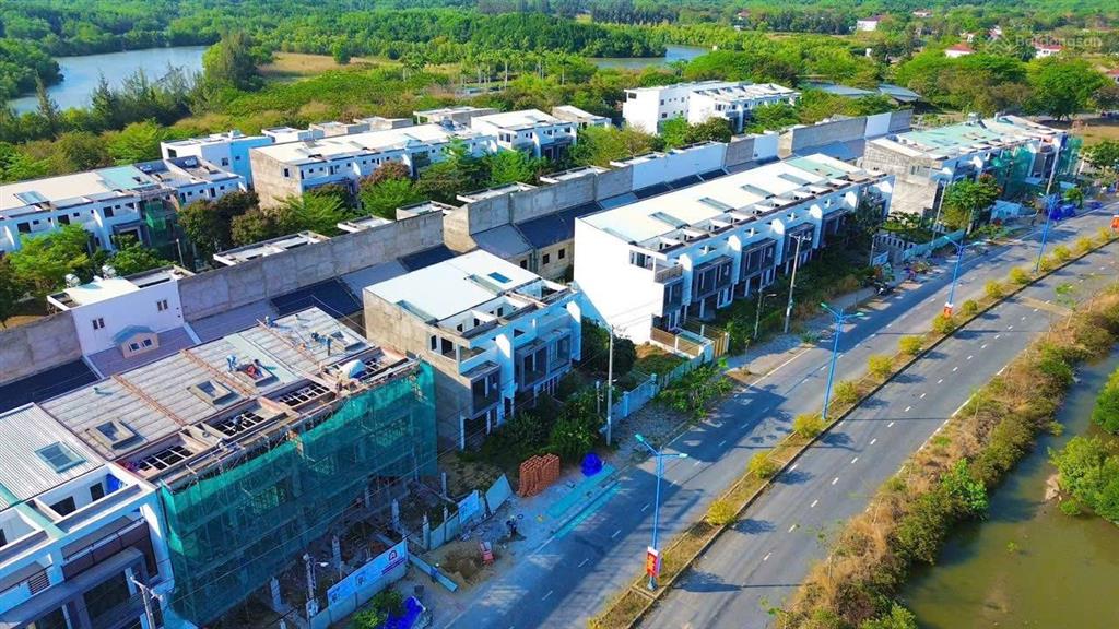 Chính chủ bán nền biệt thự phước lộc 300m2, view công viên giá 29tr/m2 gần vinhomes cần giờ