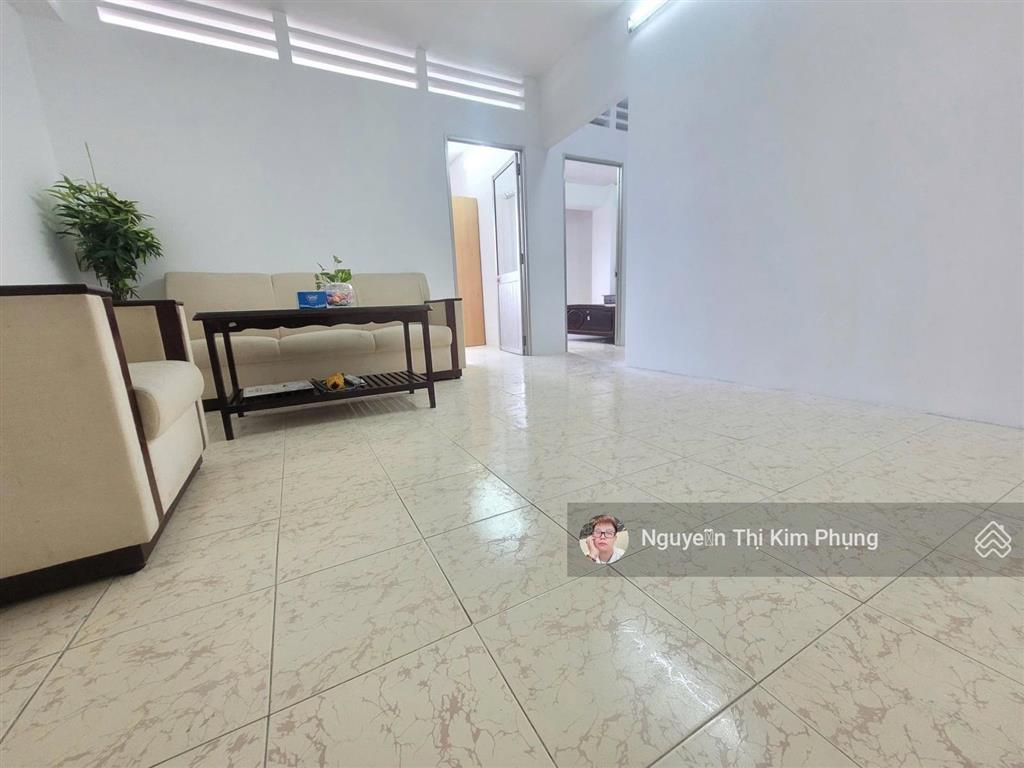 Bán chung cư miếu nổi, bình thạnh  54m2  chỉ 3.7 tỷ có sổ có thang máy