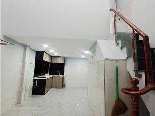 Bán nhà BHH Bình Tân- 4x7 đúc 2 tầng gần hẻm xe hơi chỉ  2.68 tỷ