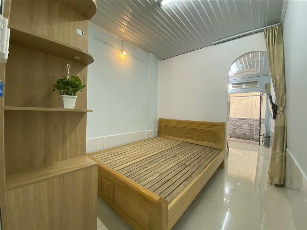 Cho thuê nguyên căn hẻm 92 XVNT Bình Thạnh- 33m2  chỉ 7tr5