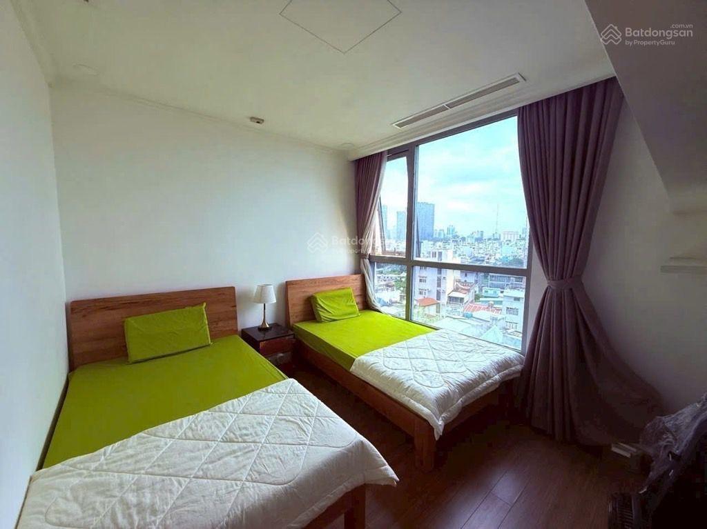 Bán căn hộ vinhomes tân cảng, 77m2 chỉ 9 tỷ 8 có sổ có thang máy