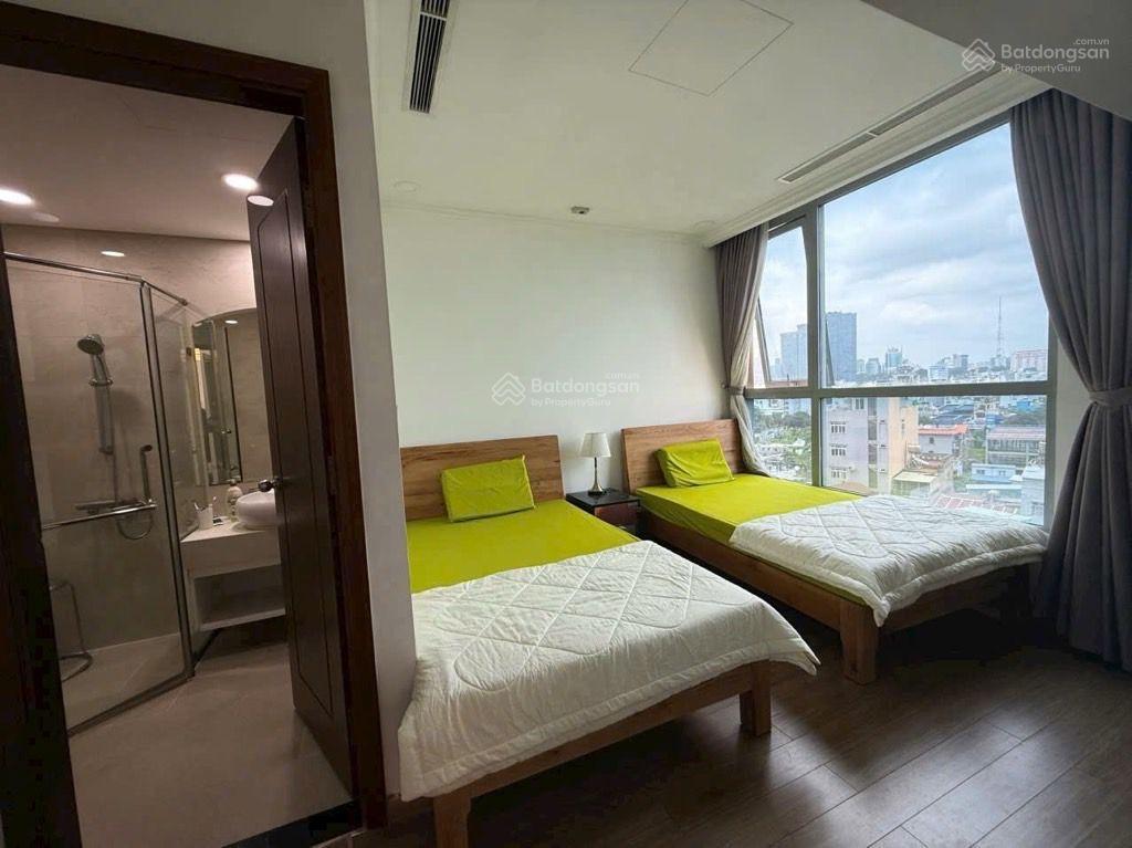 Bán căn hộ vinhomes tân cảng, 77m2 chỉ 9 tỷ 8 có sổ có thang máy