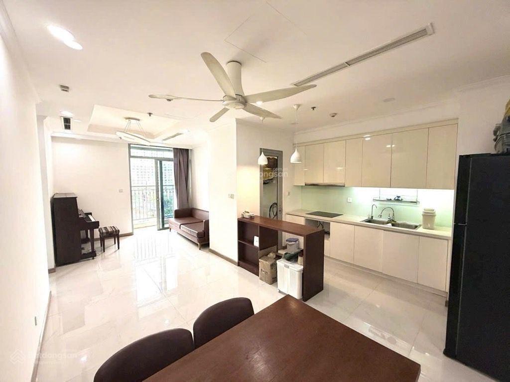 Bán căn hộ vinhomes tân cảng, 77m2 chỉ 9 tỷ 8 có sổ có thang máy