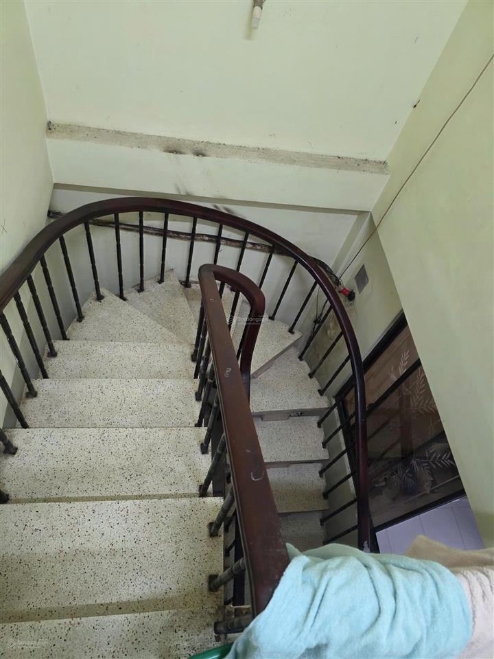 Bán nhà hẻm xe hơi, sát mặt tiền q10 chỉ 8 tỷ  (4.6x9m) x 3 tầng, 3pn