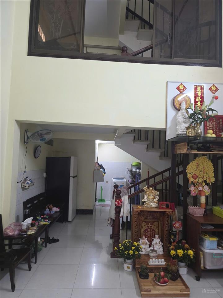 Bán nhà hẻm xe hơi, sát mặt tiền q10 chỉ 8 tỷ  (4.6x9m) x 3 tầng, 3pn
